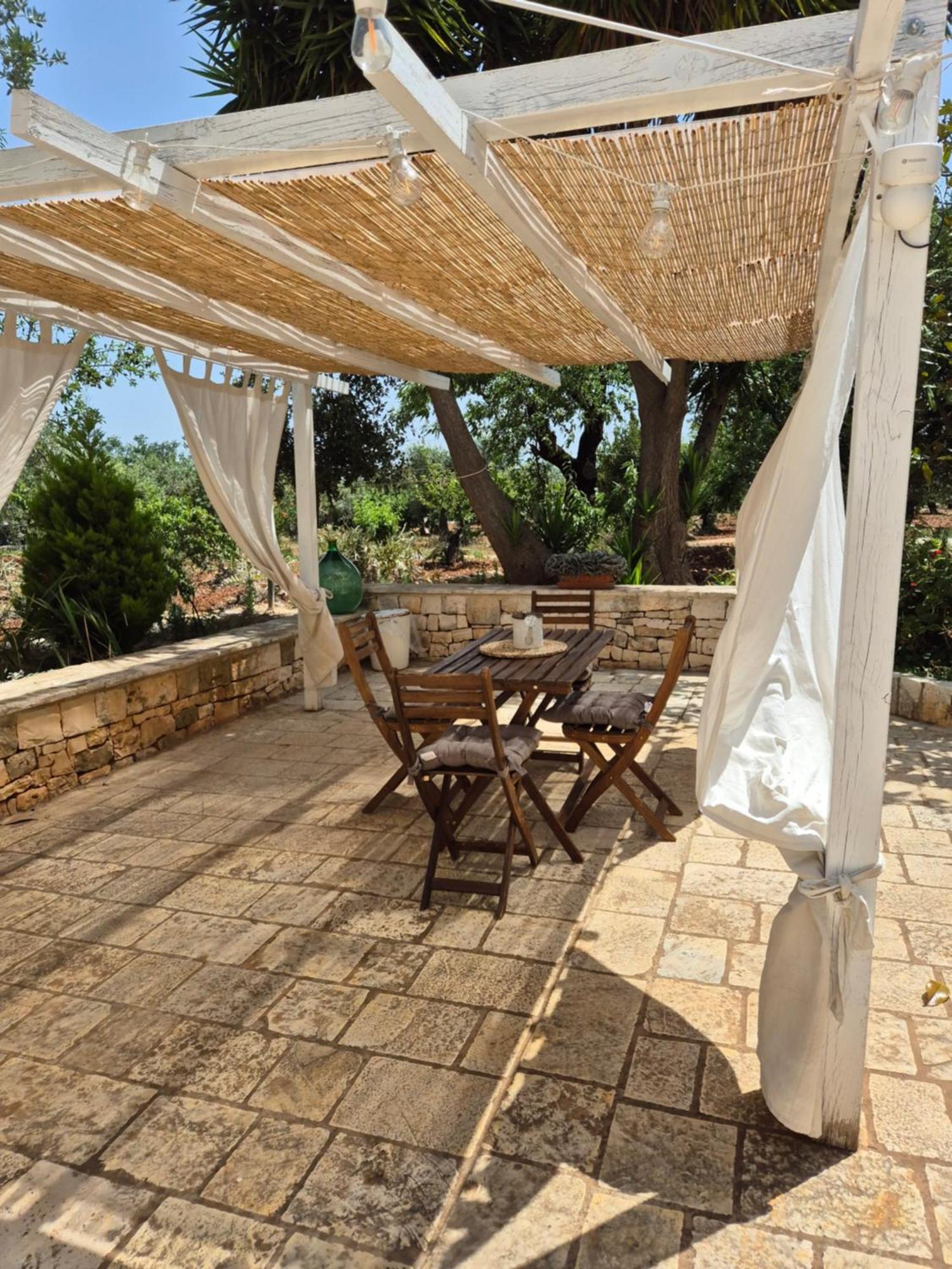 Il Trullo Di Nonna Lella Guest House Castellana Grotte Exterior photo