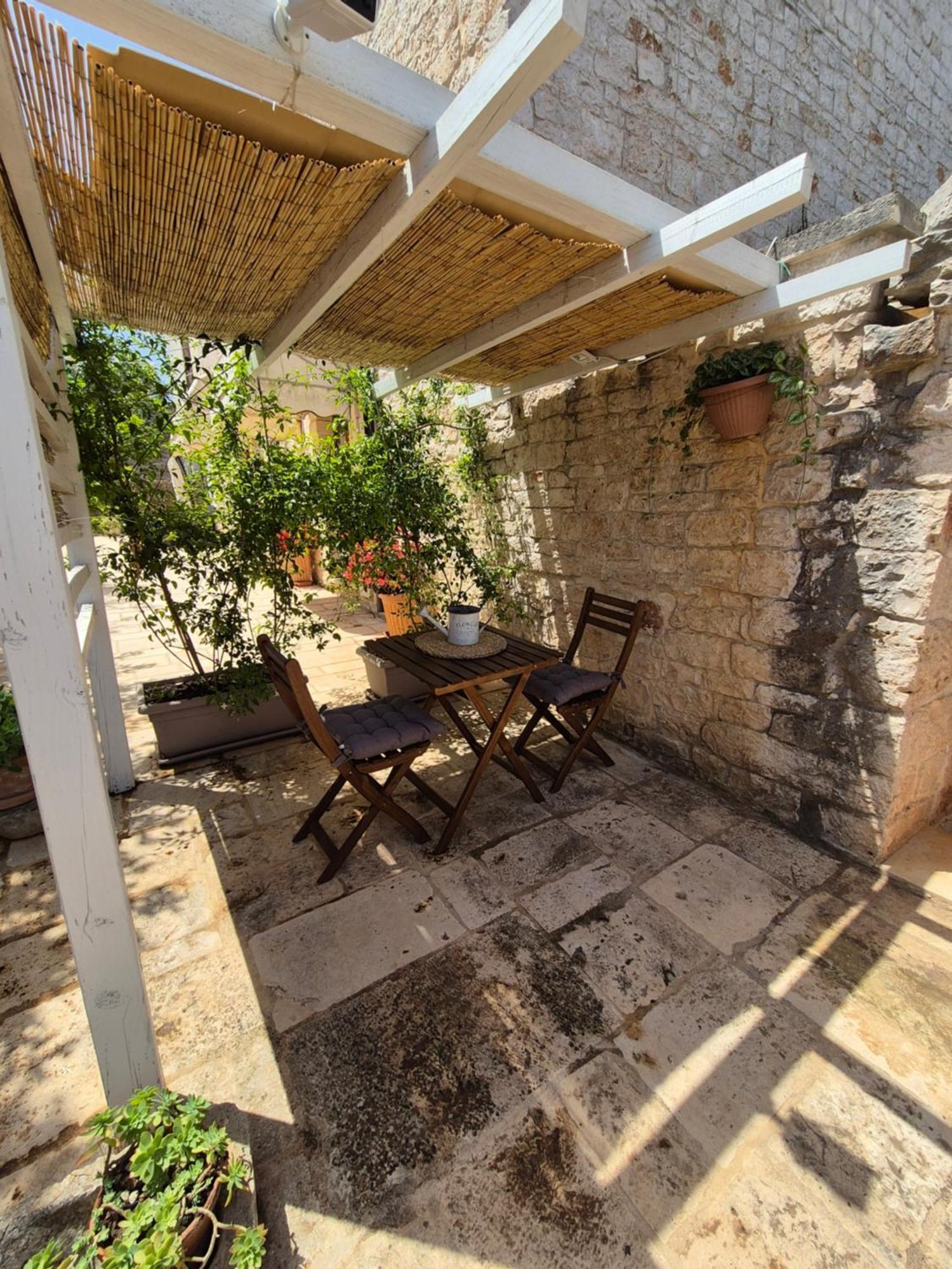 Il Trullo Di Nonna Lella Guest House Castellana Grotte Exterior photo